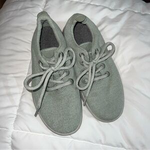 Allbirds sage green women’s merino wool runners size W7
